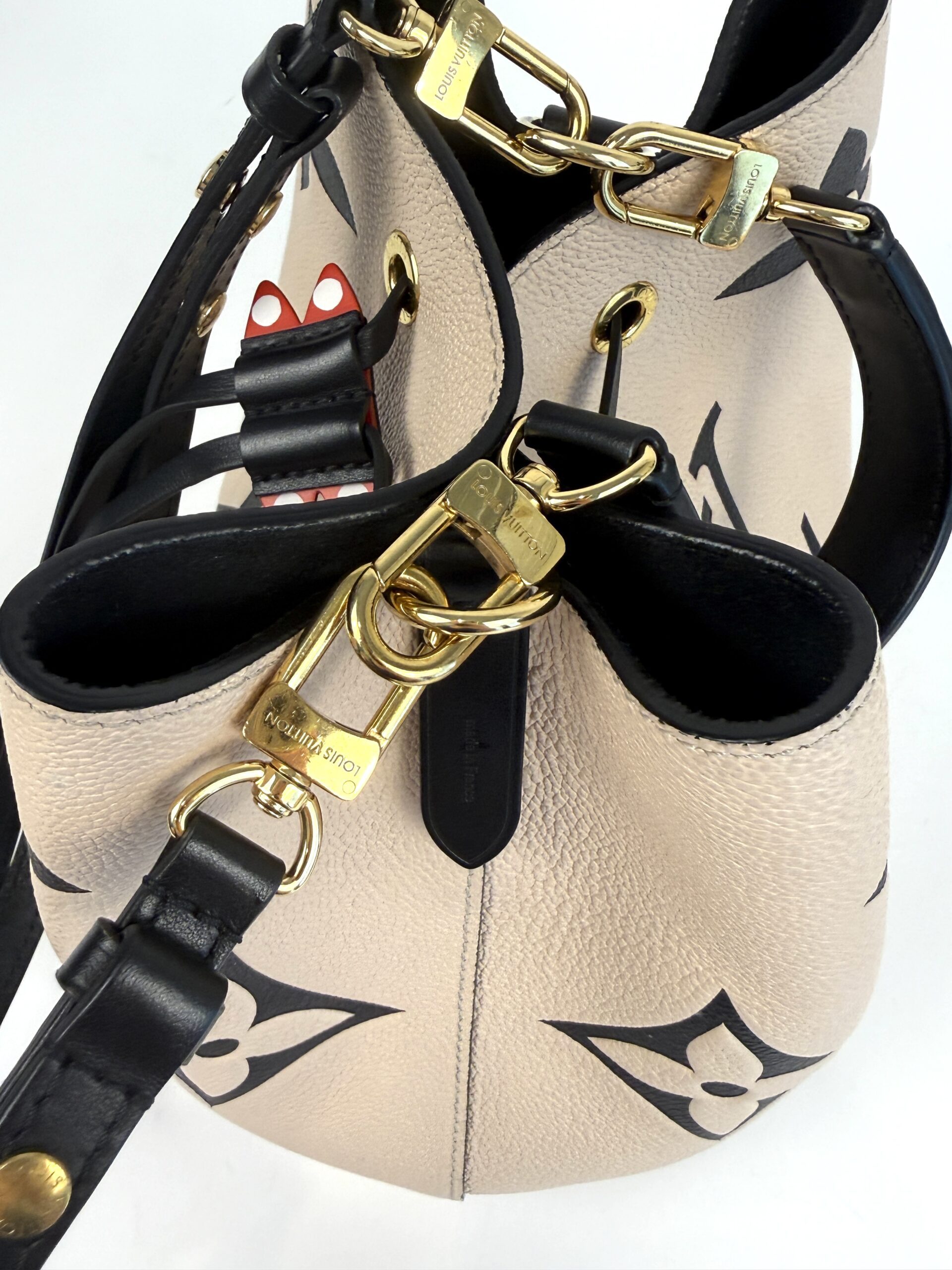 Top edge with the red and white polka dot cinch accents